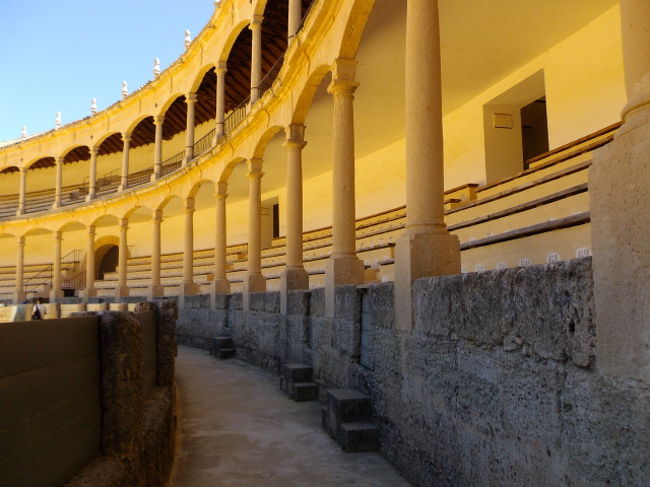 闘牛場の観覧席