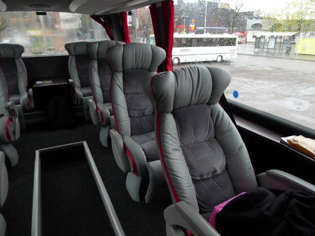 気持ち良さそうなふかふかのシート。というか実際に乗り心地も良いのだ。<br /><br /><br /><br />