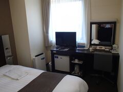 秋田駅まで移動して、ホテルにチェックイン。
今宵の宿はコンフォートホテル、本当はドーミーインに泊まりたかったけど、あっという間に満室になり、予約できず。