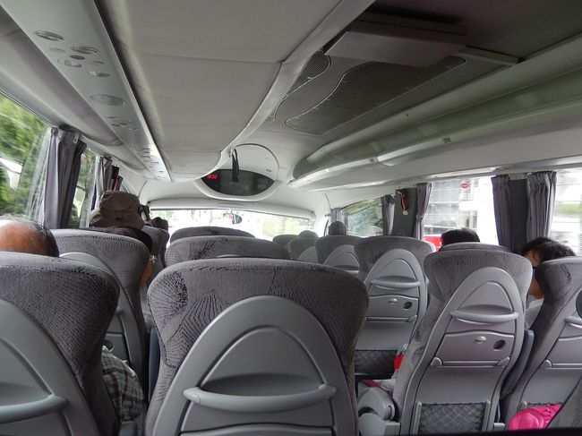 専用車で本日宿泊するマンダーフェンのホテルへ