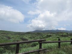 　草千里から中岳までは５分位です