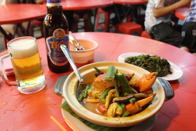 幸せな時間でございました。<br />よっしゃ食べるぞーって時に、お金の支払いをいわれるので、<br />そうだそうだ、と以前来たときのことを思い出し懐かしくなりました。