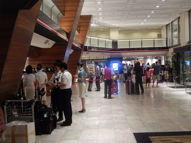 ホテル日航成田のロビー