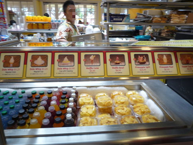 たくさんあって目移りしちゃうけど欲張って大きなの頼むとほんとものすごい量のがくるのでシンプルので。