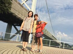 出発から5時間後、やっと関門海峡までやってきました。
壇ノ浦PAで休憩。
後ろの橋を渡ると九州です。