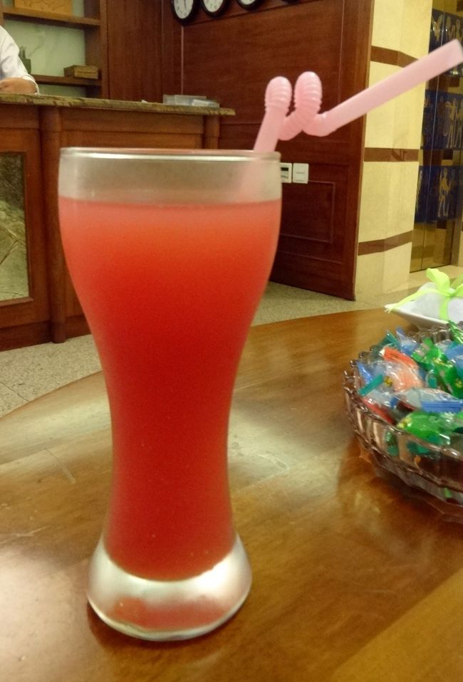 深夜にもかかわらず、ウエルカムドリンクのサービス。