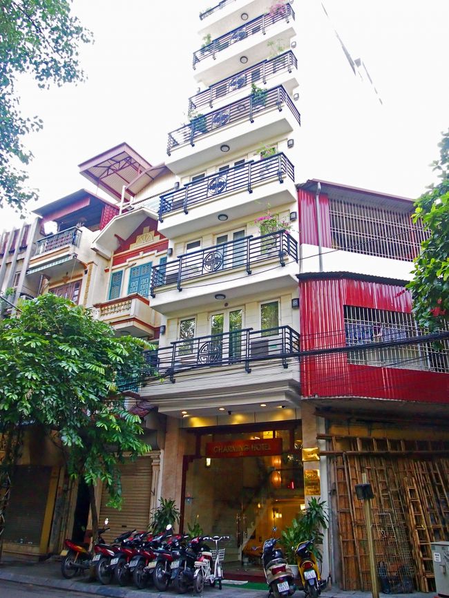ハノイ チャーミング 2 ホテル の全景。