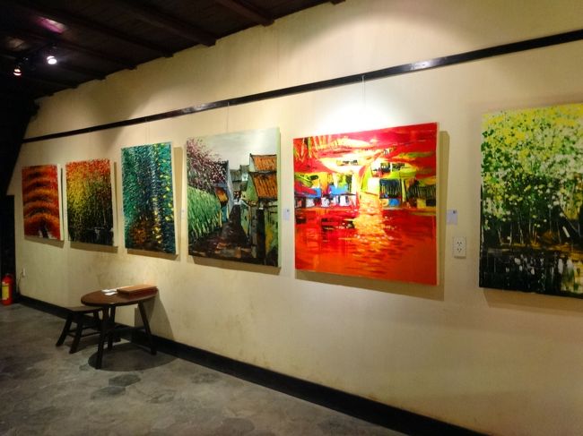 １階の奥がギャラリーになっています。