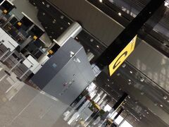 このターミナルは、サッカーワールドカップ・ブラジル大会に合わせて建設が始まったのですが.......結局完成には至らず、ワールドカップ時には見せ掛けだけのソフトOPENだけしていました......苦笑。