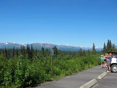 さらに南下し、デナリ州立公園（Denali State Park）内の北展望台（View Point North）に到着です。