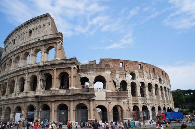 コロッセオ。<br />外観だけ堪能です(笑)