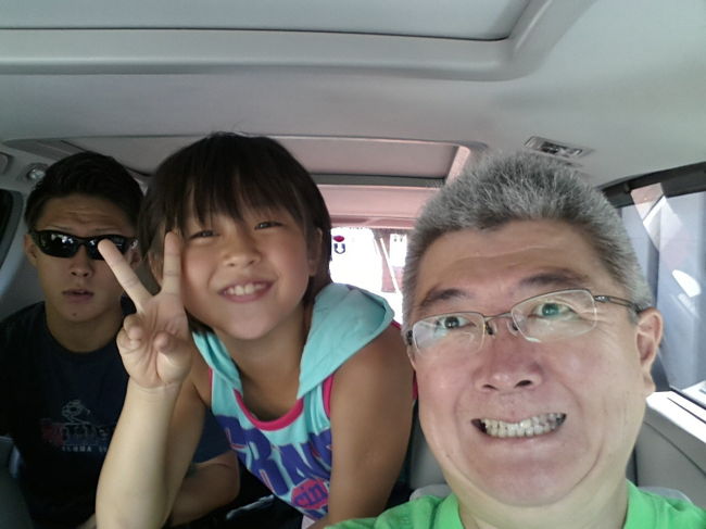 NRTまでテンションUPで行きましょう。<br />首都高も、東関道も空いています。<br />古くからの友達DJ Vance Kさんのラジオを聴きながら快適なドライブです。