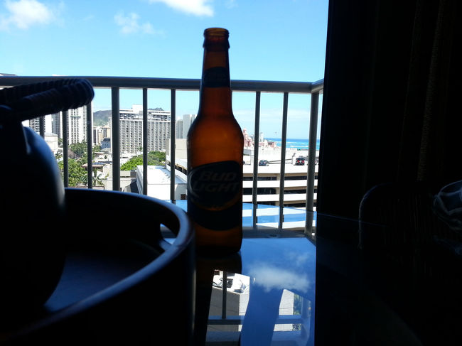 もう今日は運転しないのでシャワー浴びてバドライトです！\(^o^)／