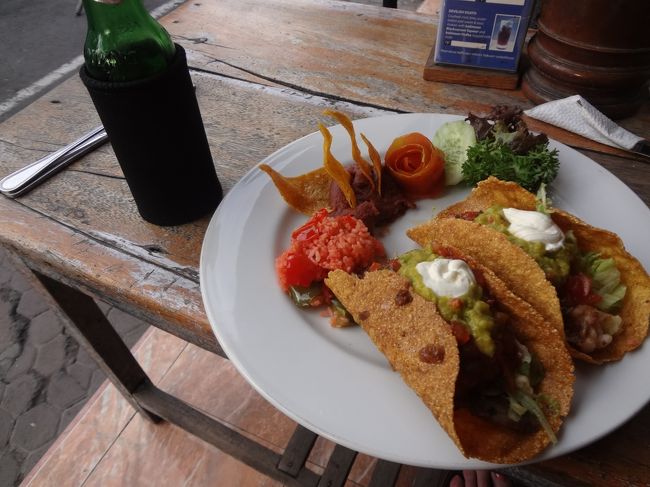 そしてこの大きなタコス！<br />超美味！！！