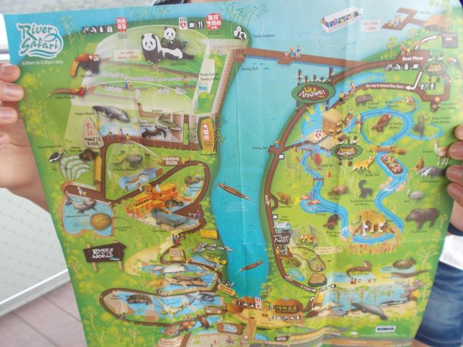 向かって右側からまわってしまったのでパンダの時遠回りになってしまいました。<br />3歳はrideはのれませんでした