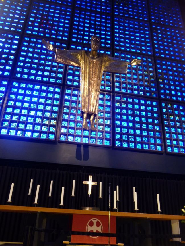 見ていて飽きません。最初、どこかの修学旅行が入っていて、うるさくてすぐに出ようと思ったのですが、奴らが出て行った後は、本当にすがすがしい気持ちになりました。