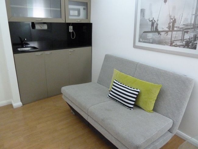 ソファーとキッチンがいきなり