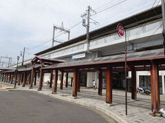 ●JR比叡山坂本駅

JR大阪駅から新快速で約45分、滋賀のJR比叡山坂本駅に到着です。
初めて下車しました。