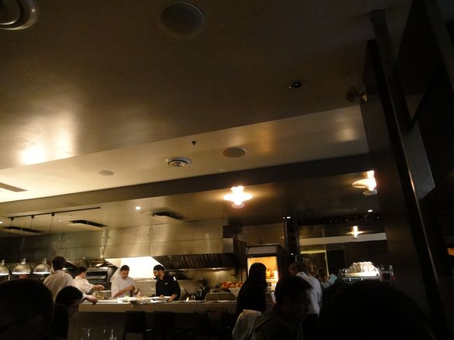 厨房がオープンになっています。