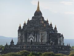 １７：３７

タビィニュ寺院