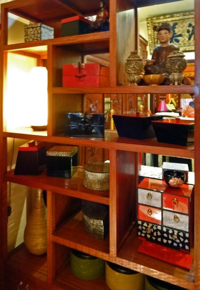 いりいろなサイズ、デザインの器があります。