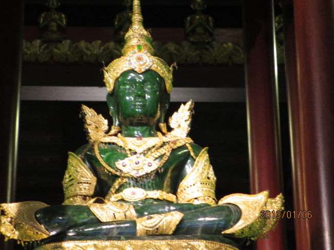 ラオス北部紀行 １２３ チェンライのエメラルド寺院 ワット プラケオ ว ดพระแก ว チェンライ タイ の旅行記 ブログ By ちゃおさん フォートラベル