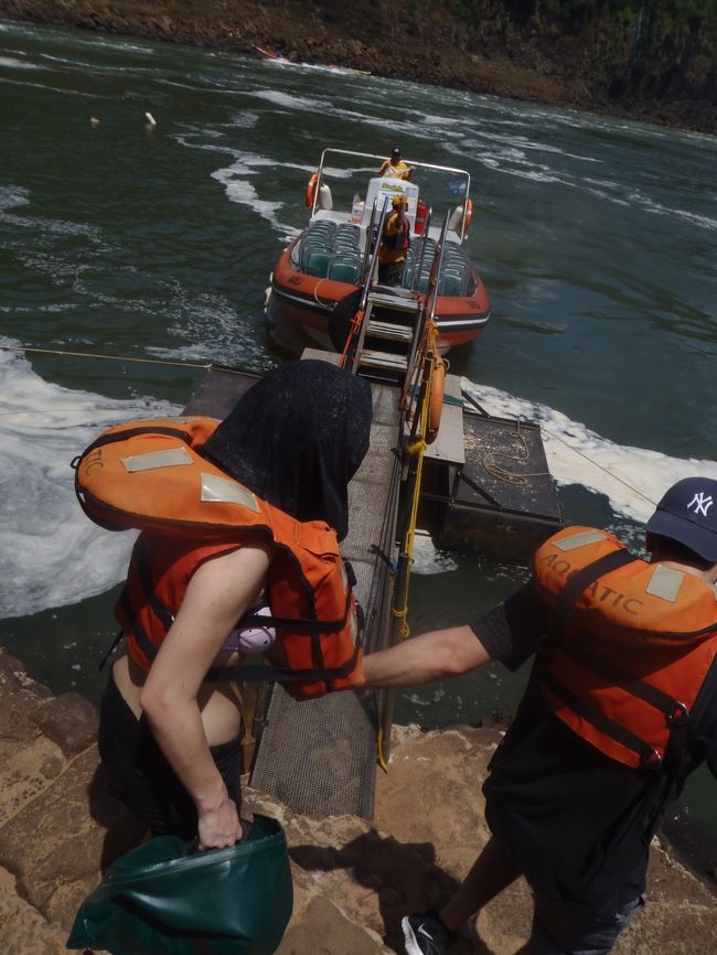 救命胴衣を着ます