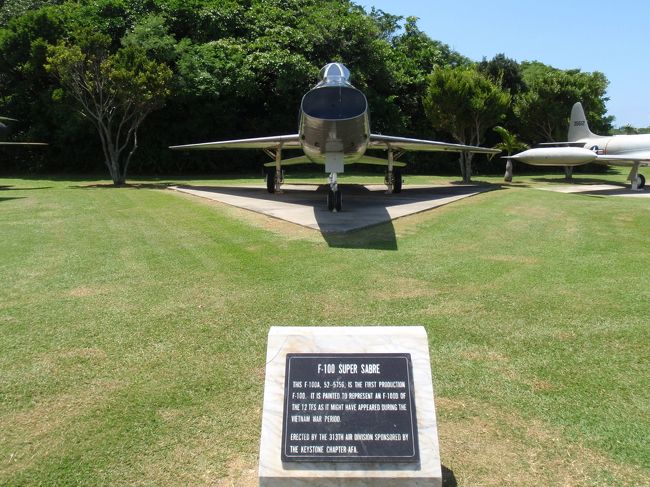 嘉手納基地<br /><br />リタイアした飛行機☆