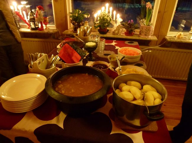 夕食。<br />この時に日本人の女子グループと合流。<br />なんと、、、<br />わが社の工場勤務の女性社員と同級生なことが発覚。<br />世間は狭い！！<br />世界は狭い？！