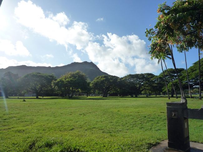 カピオラニ公園。広がるこの緑に思わず駆け出したくなる