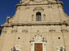フランカヴィッラ・フォンタナ旧市街♪
Basilica Maria S.S. del Rosario