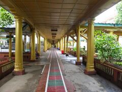 １０：４５

チャッカワイン僧院