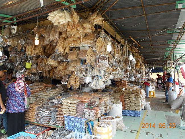 街をブラブラ。<br />