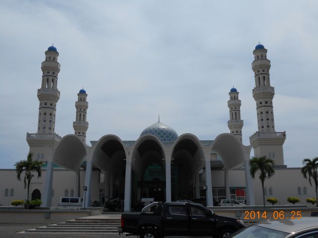 市立モスクへ。