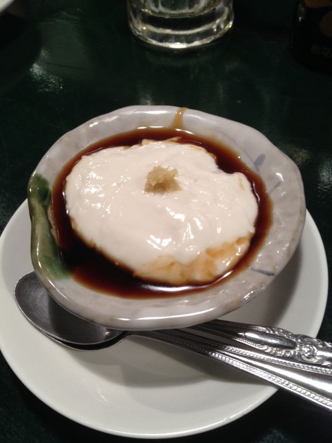 ジーマーミー豆腐<br /><br />これ!かなりハマッテしまいましたww<br /><br />タレが甘くて舌触りもなめらかで<br />ネバネバ感もあり<br />後からくるピーナッツの風味がたまりません！<br />