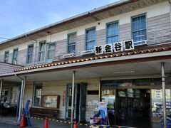 朝の大井川鐵道新金谷駅にやって来ました