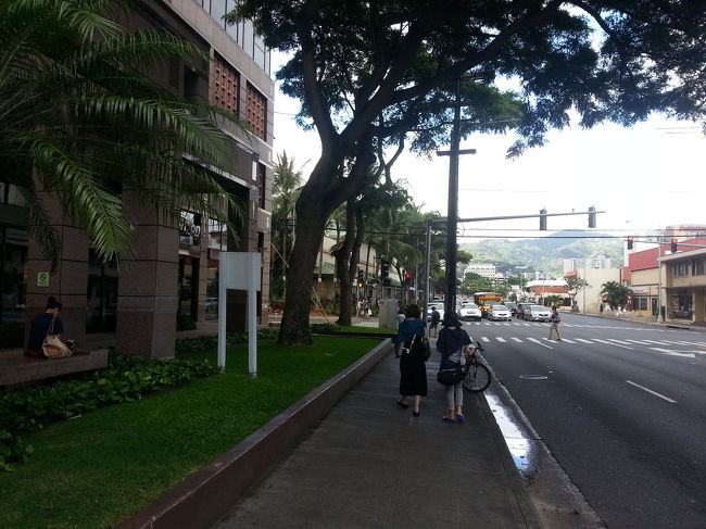 そして、一歩きしてウォルマートに向かいます。