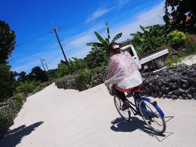竹富島到着。暑い。笑<br />レンタルサイクル借りて、レッツゴー！！