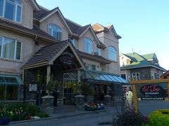 バンフ
「El Toro」で夕食。
ミールクーポン$40のコースをいただきます。