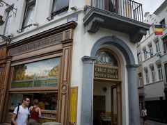 この日のブランチとして，フリッツ（フレンチフライ）を食べにホテルそばのBelgian Frit’n Toastへ．
フレンチフライはベルギー発祥だそうです．