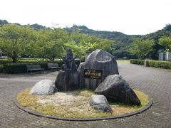 最初の目的地は、岸岳城跡に行きます。

福岡市内より、車で約１時間半です。

その手前にある、四季の丘公園で休憩を取りました。