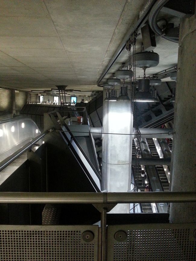 地下鉄で移動したけど<br />なんか<br />地下感が凄いw