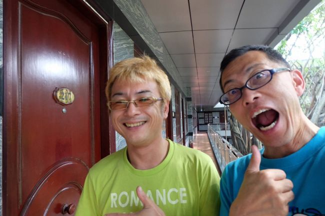 おはようございます！<br /><br />起きたのは、朝9時ころ<br /><br />朝食食べに行きましょう<br /><br />