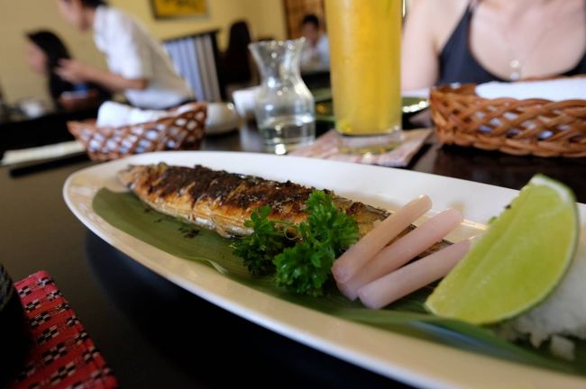Ｓ君は、さんま定食<br /><br />これは、タイで食べたときと同じレベル〜日本の方がちょっと上<br /><br />だ、そうです
