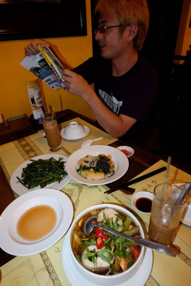 そのほか魚のスープなど、いろいろ食べました<br /><br />いや〜〜〜〜まんぞく・まんぞく