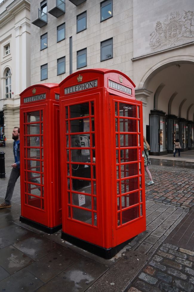 今日から本格的な観光です。<br /><br />そーいえば、みんなこの電話ボックスで記念撮影してましたけど…？？？