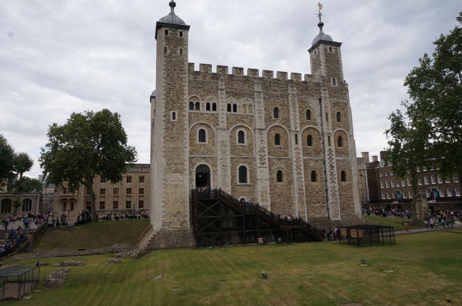 White tower <br />英国が誇る宝飾が飾られてます！