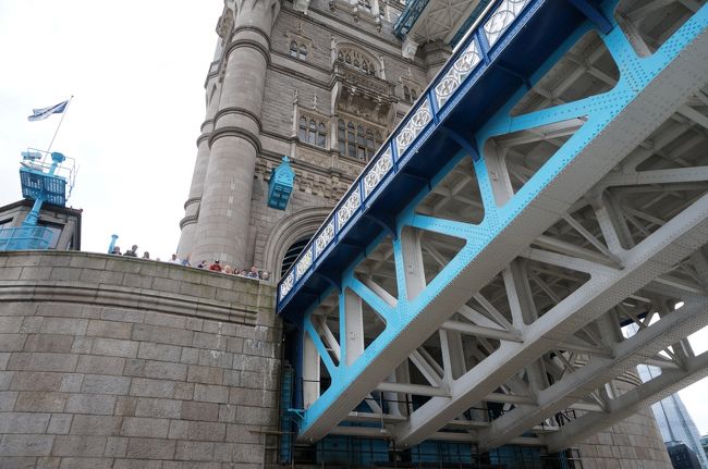 タワーブリッジの真下を通過とか(*´Д`)ﾊｧﾊｧ