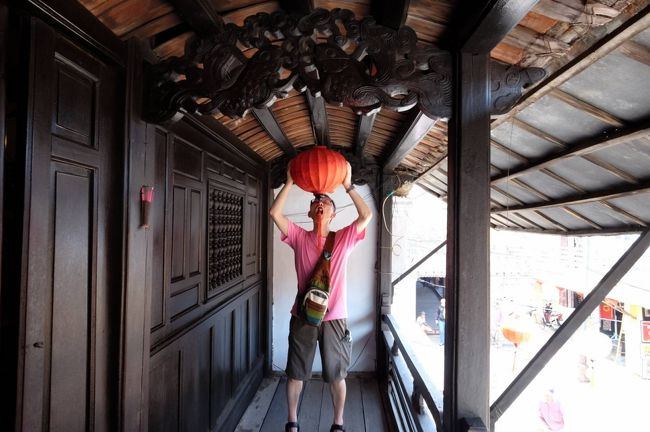 ベトナム＋中国　そして屋根は日本の様式