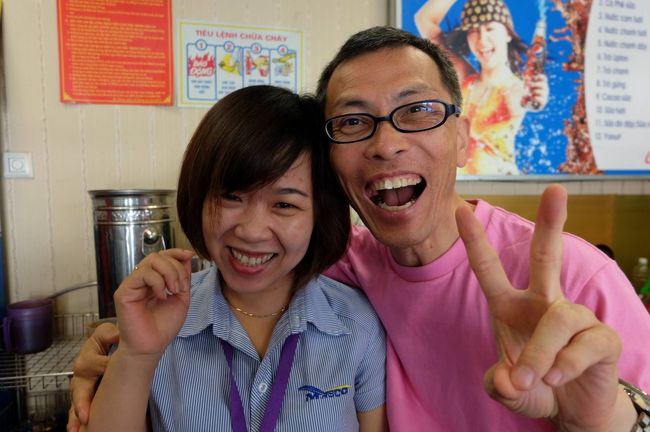 ほんの数時間の訪問だったが、充実<br /><br />ダナンの人たちもみんなやさしいね<br /><br />そして、笑顔も素敵<br /><br />うれしい・たのしい・だいすき！！<br /><br />＝＝その４に続きます＝＝